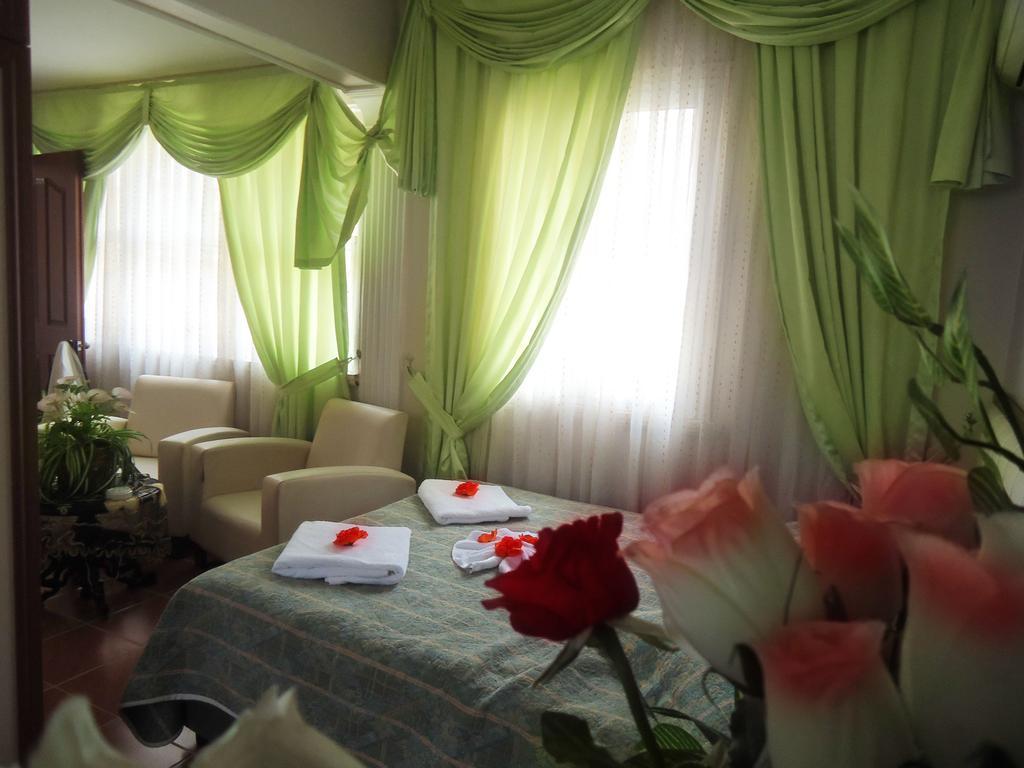 Vatan Hotel Izmir Eksteriør billede