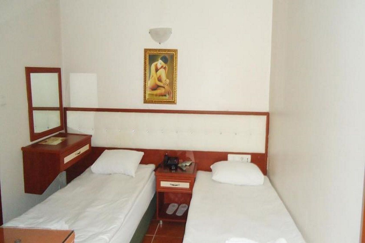 Vatan Hotel Izmir Eksteriør billede